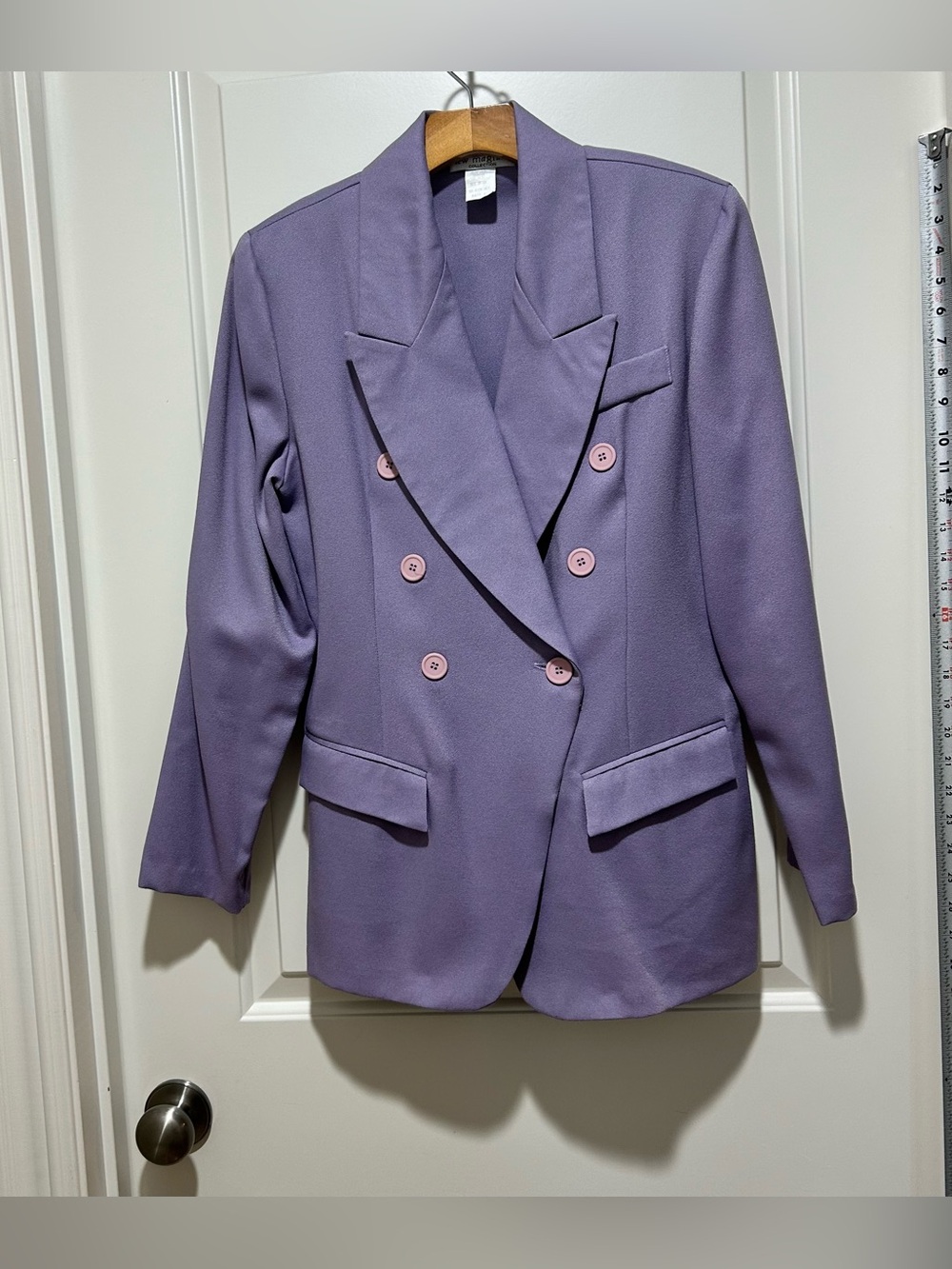 Lou Magram Collection Women's size 6 Double-Breasted Lavender Blazer lined